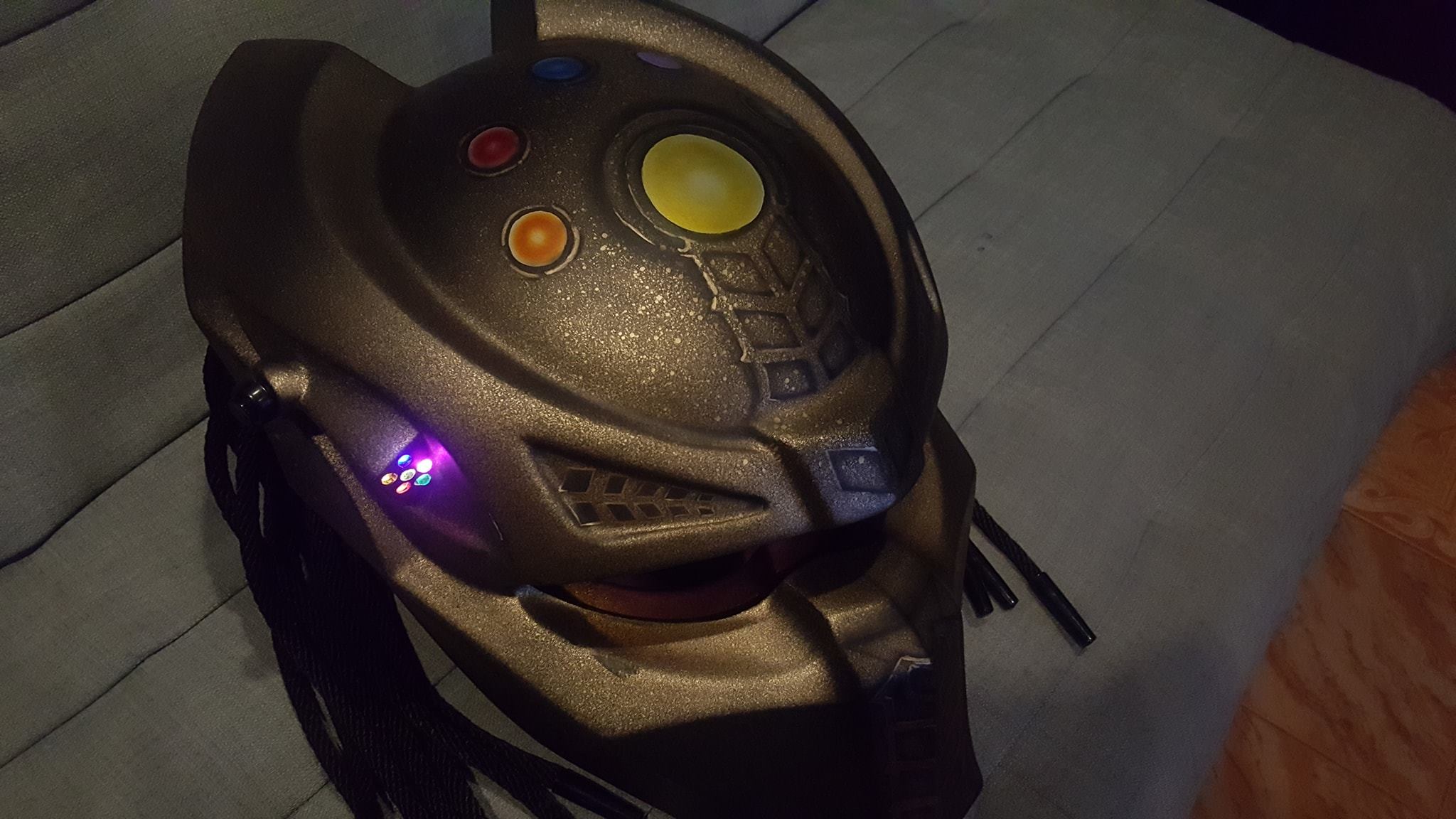 Thanos Predator Motorcycle Helmet |JPmotorcyclehelmet